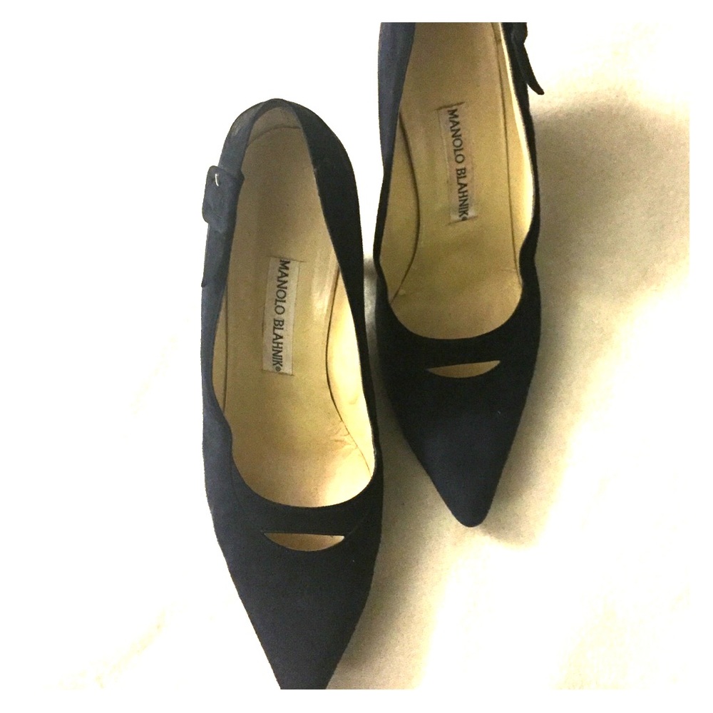 Manolo Blahnik Navy Suede Pointed Heels